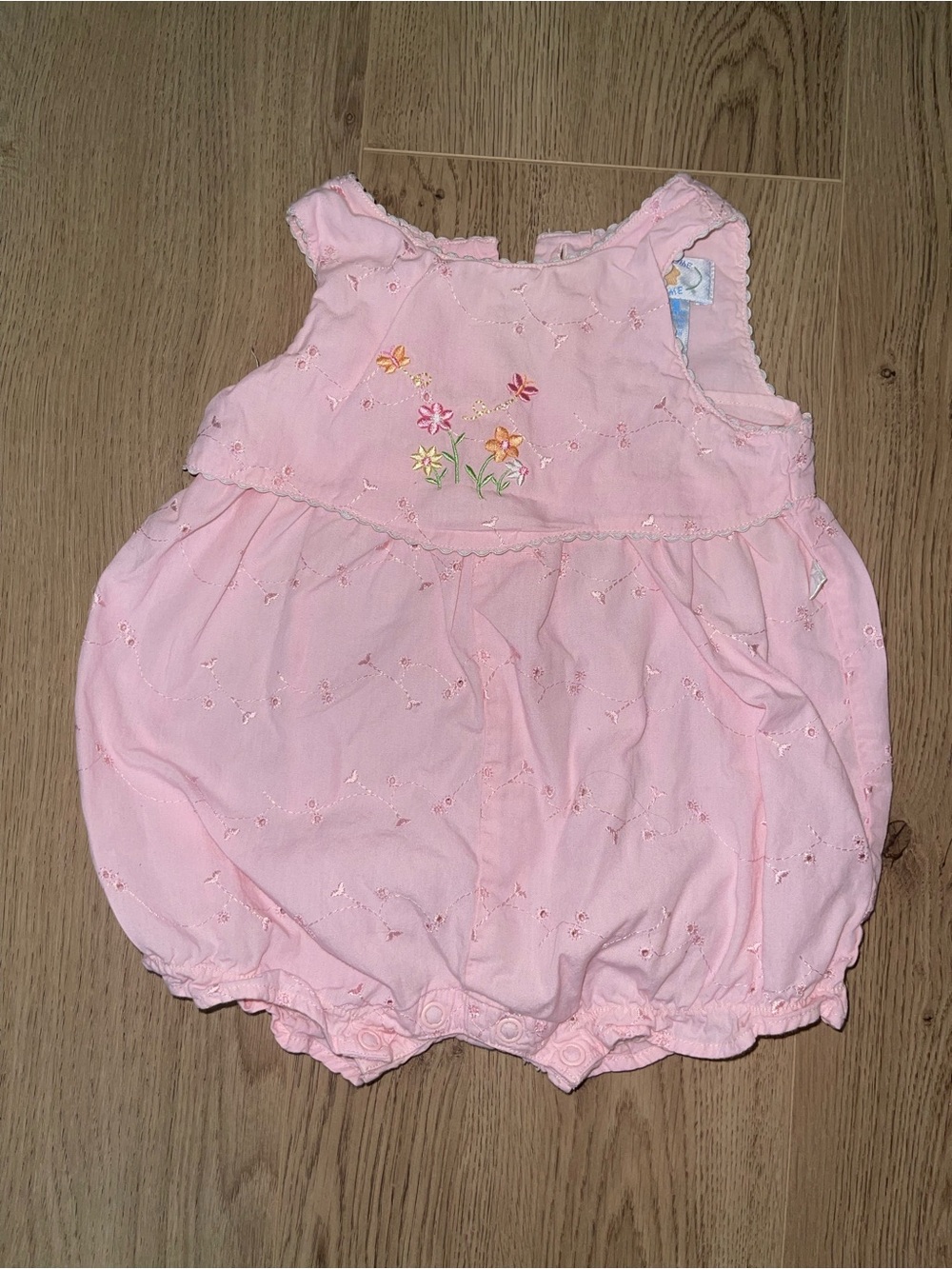 VINTAGE Welcome Home Pink Embroidered Floral Baby Romper (3/6 months)